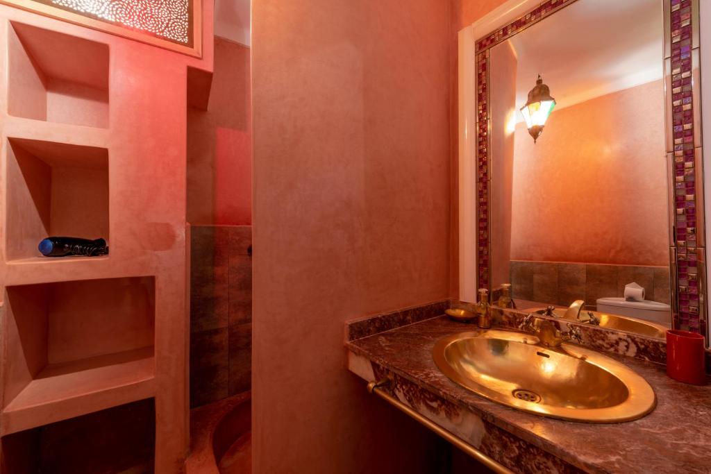 Abélia Riad image 8