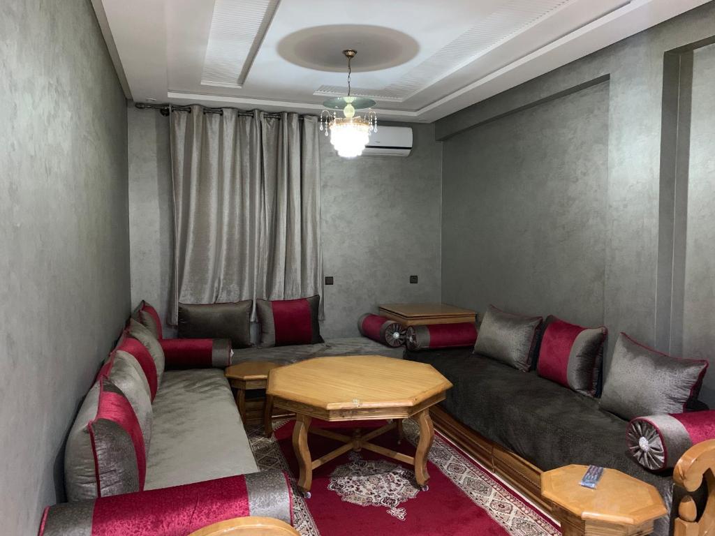 Agadir Holiday Apartment image 8