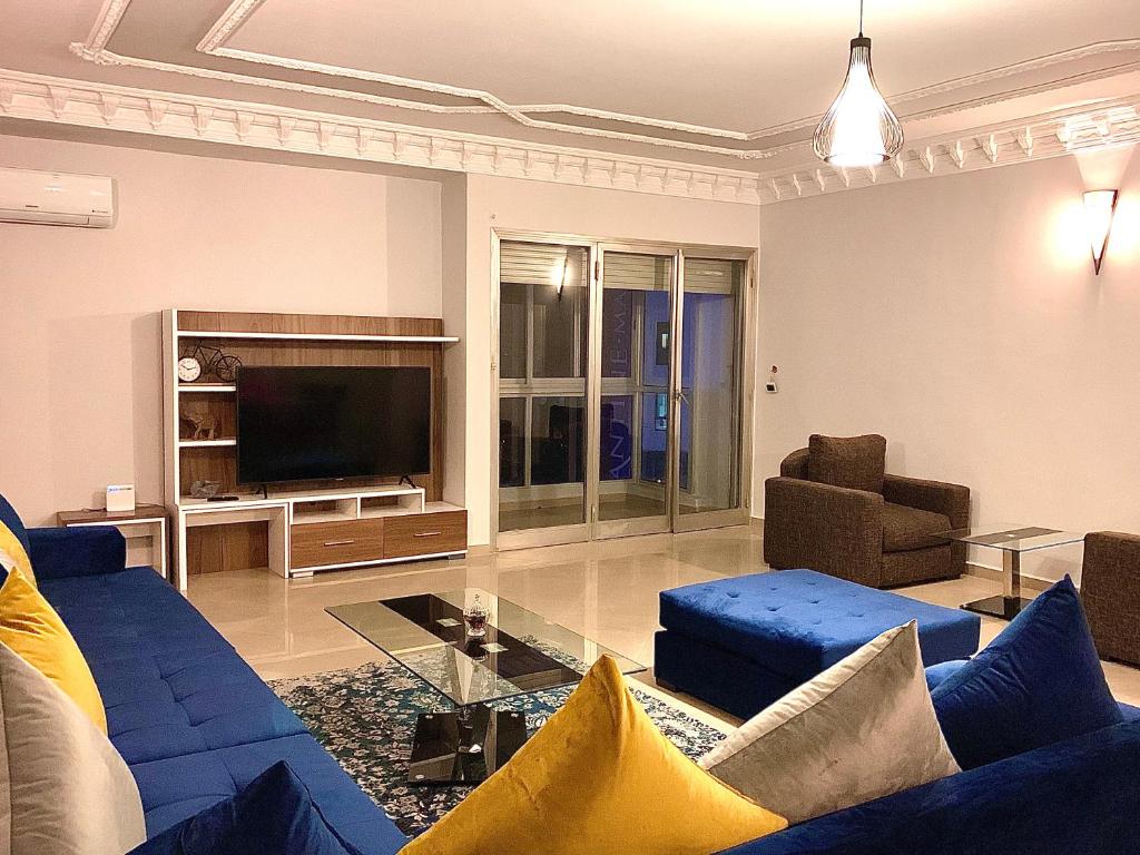 Anfa 92 - Large and comfy 2 Bedrooms. Sunny, well located with great views. image 2