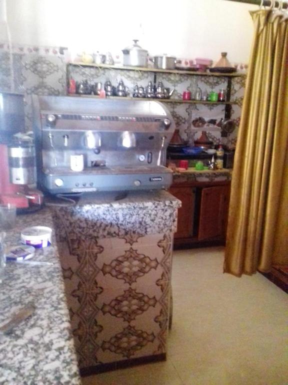 Apartment with 2 bedrooms in Merzouga with wonderful mountain view enclosed garden and WiFi image 1