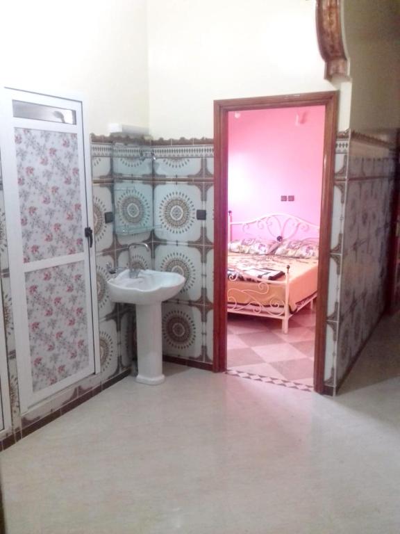 Apartment with 2 bedrooms in Merzouga with wonderful mountain view enclosed garden and WiFi image 6