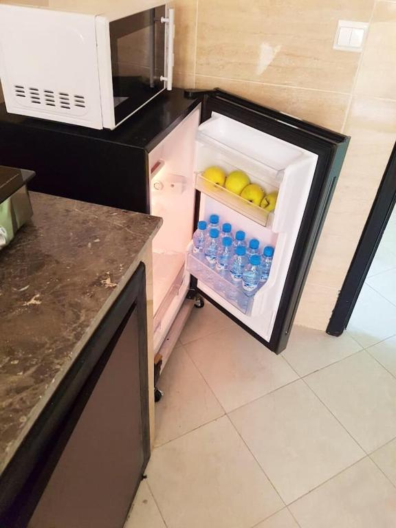 Apartment with 2 bedrooms in Tanger with WiFi 7 km from the beach image 5