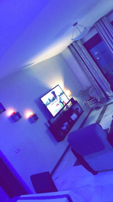 Apartment with 2 bedrooms in Tanger with wonderful sea view furnished terrace and WiFi image 6