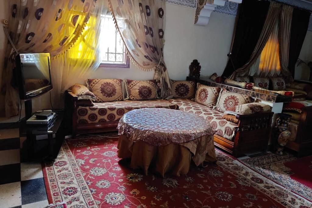 ✓Appart ✓ Traditional decoration ✓ Well equipped image 4
