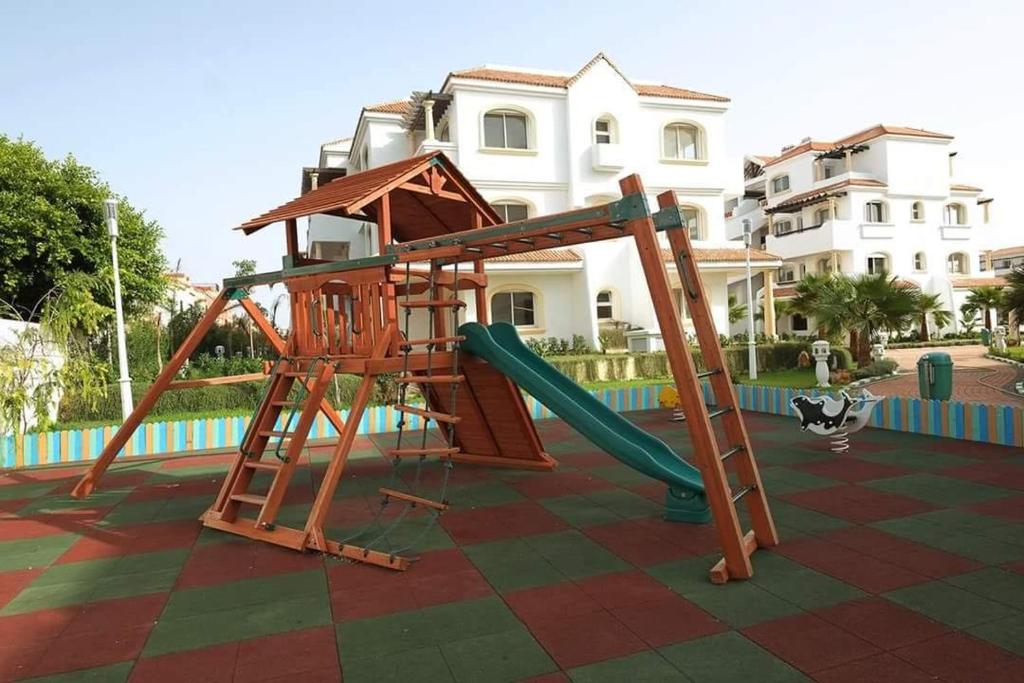 Appartement avec piscine-Pieds dans l'eau image 0
