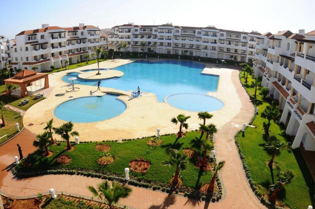 Appartement avec piscine-Pieds dans l'eau image 2