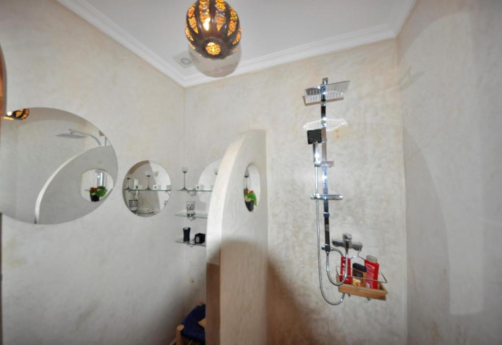 Appartement bien meublée et décorée image 7