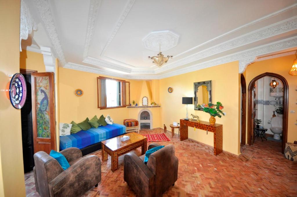 Appartement bien meublée et décorée