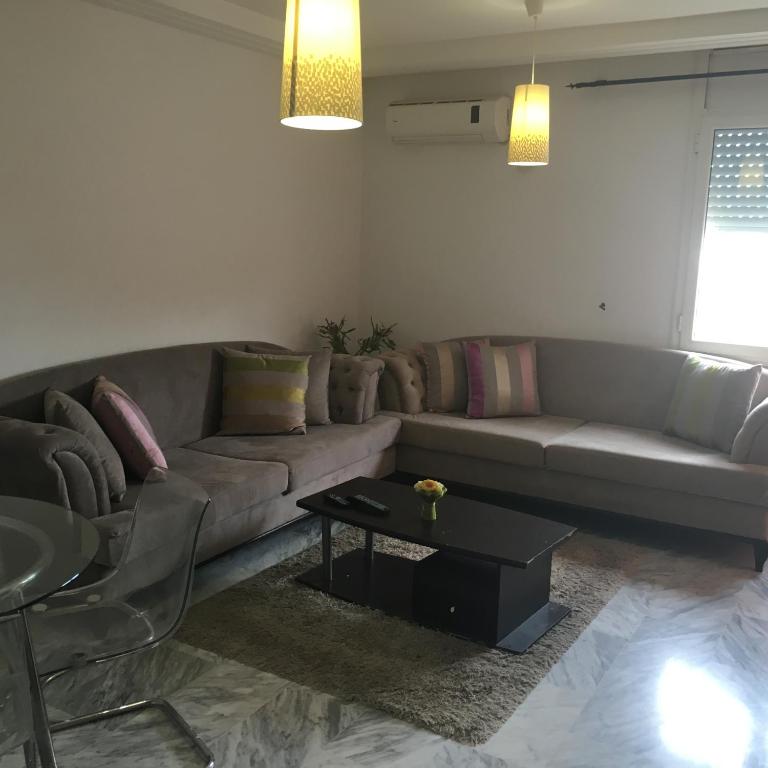 Appartement cosy 10 minutes de la plage face Tunisia Mall image 8