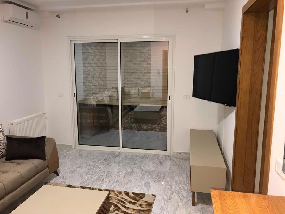 Appartement S+1 Luxueux aux Jardins de Carthage image 6