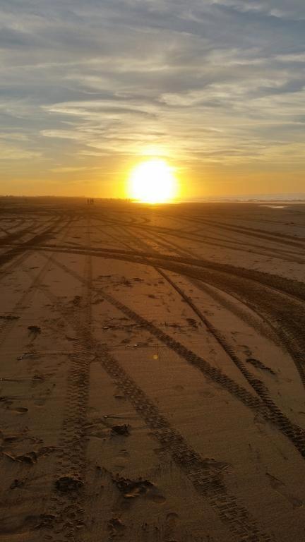 Blanca Beach Gold image 2