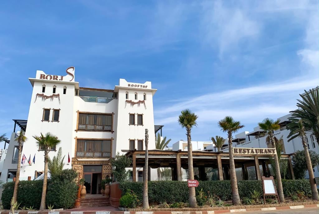 Borjs Hotel Suites & Spa image 4