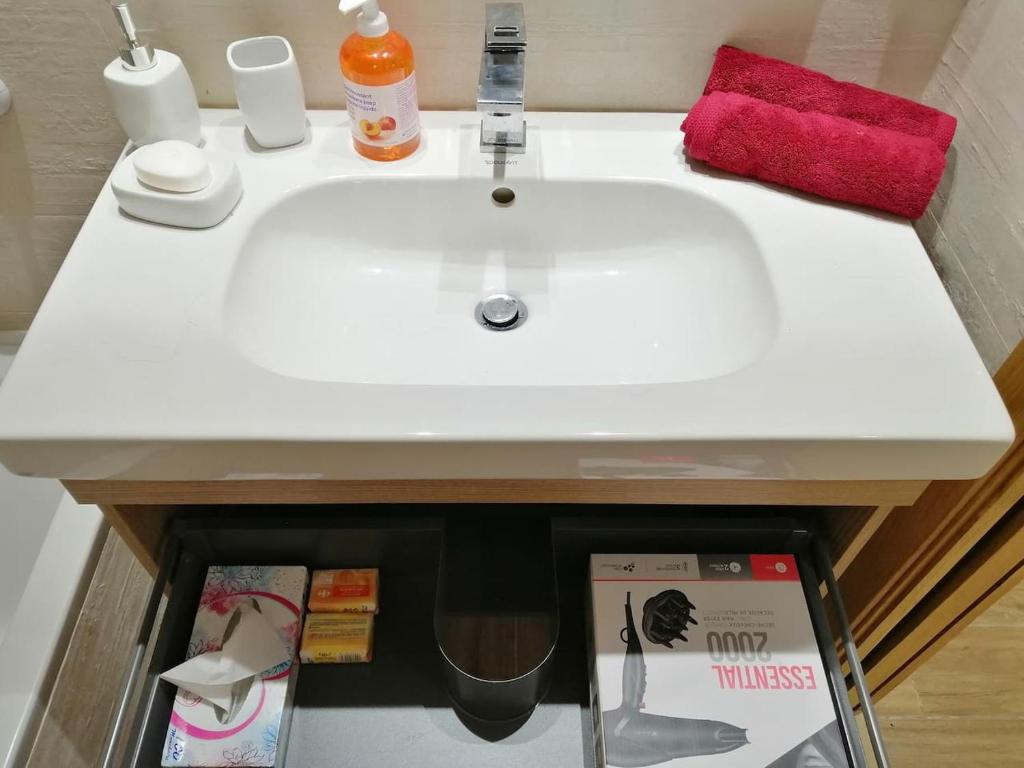 Bright & Stylish Flat in Jardins de Carthage image 8