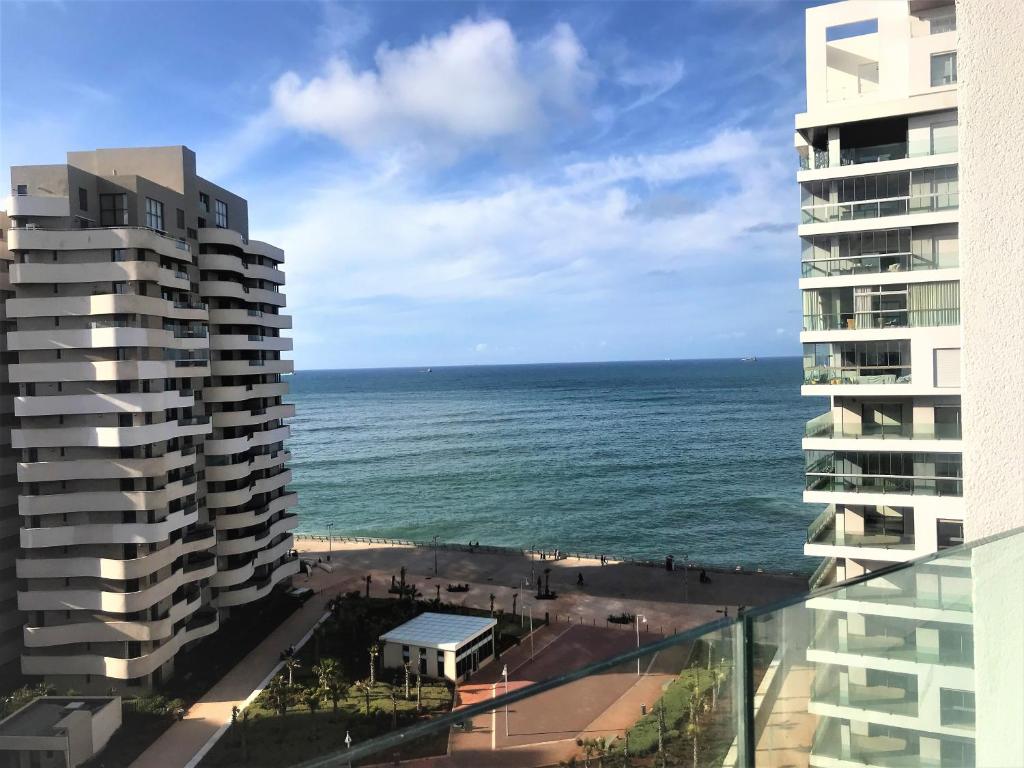 Casa-Marina Nice View to the sea from 11th floor