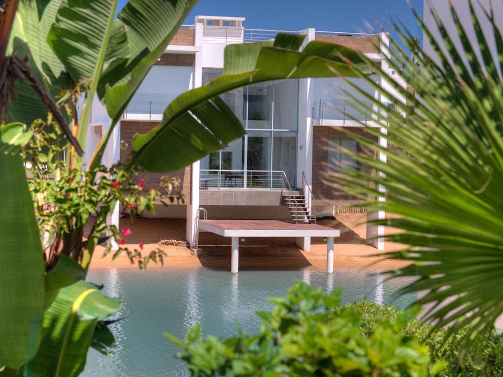 Eden Island Villa - Bouznika image 4