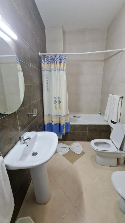 Hotel La Corniche Fnideq image 1