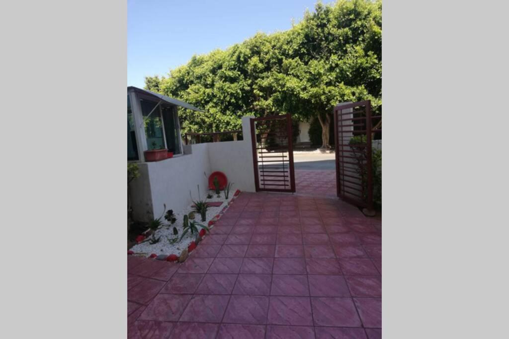 La Siesta Bel appartement bord de mer avec piscine image 4