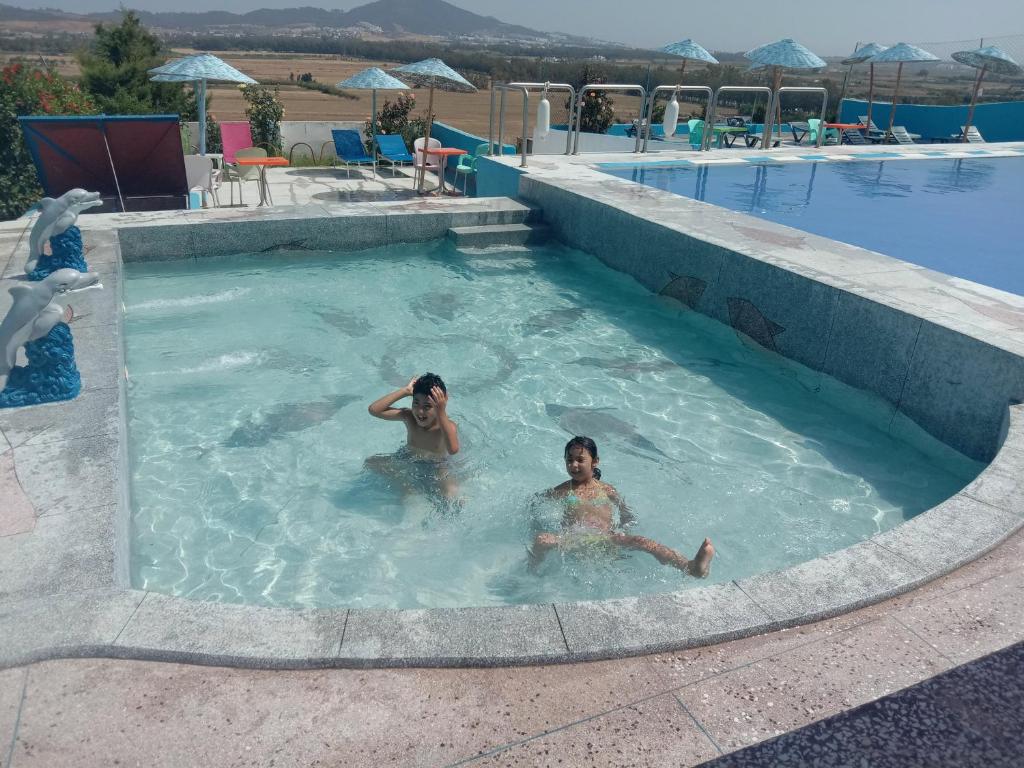 Maliana Star image 3