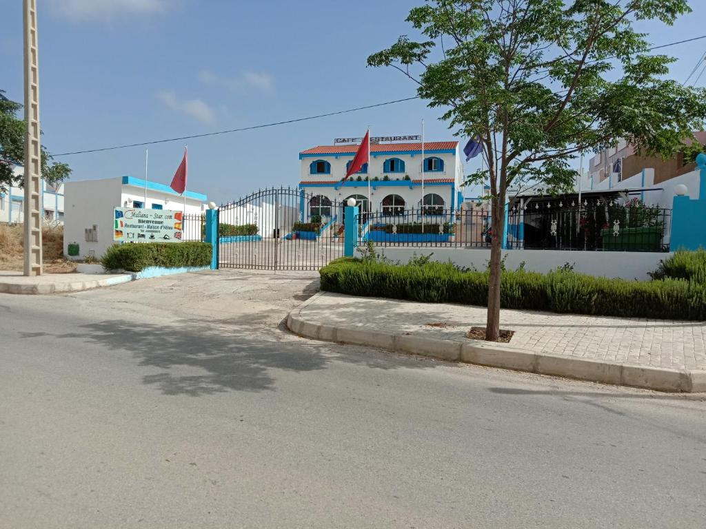 Maliana Star image 9