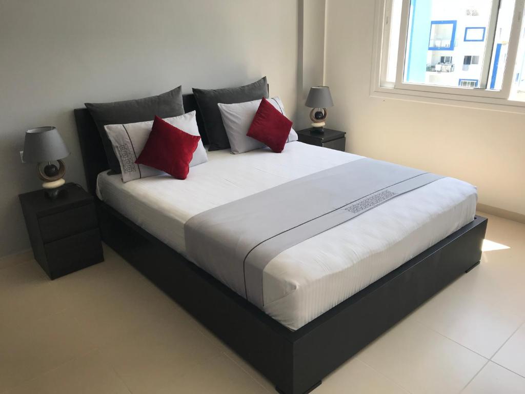 Residence cabo negro image 6