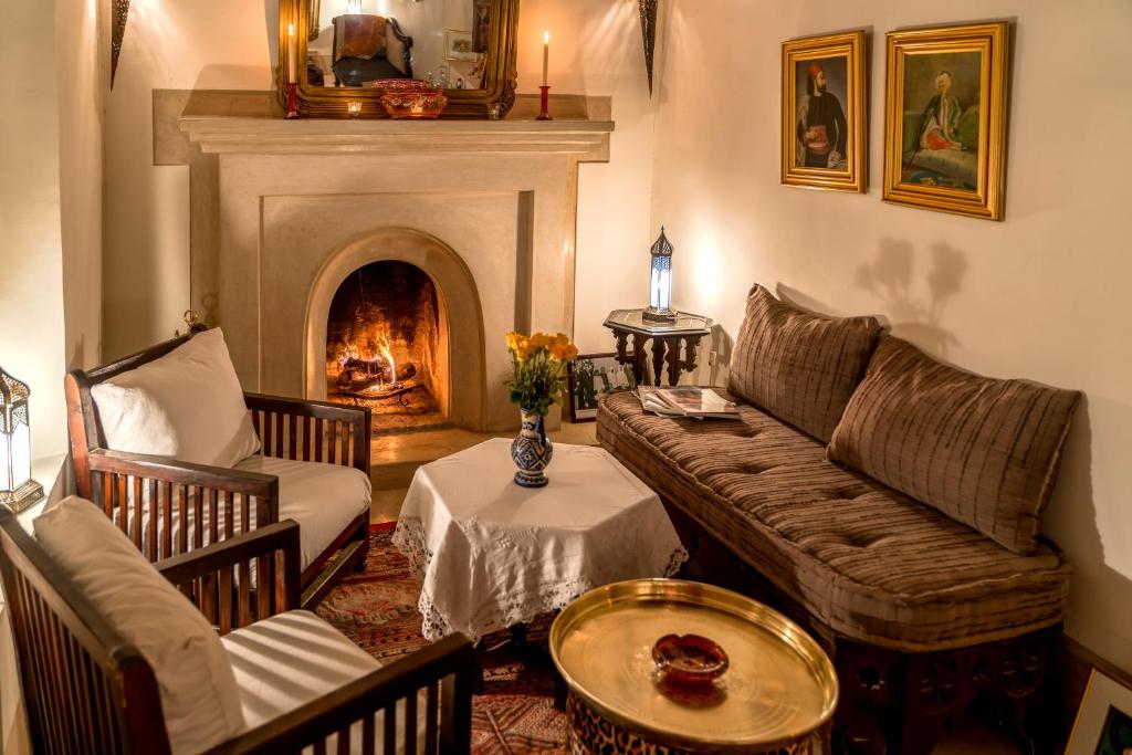 Riad Hayati image 8