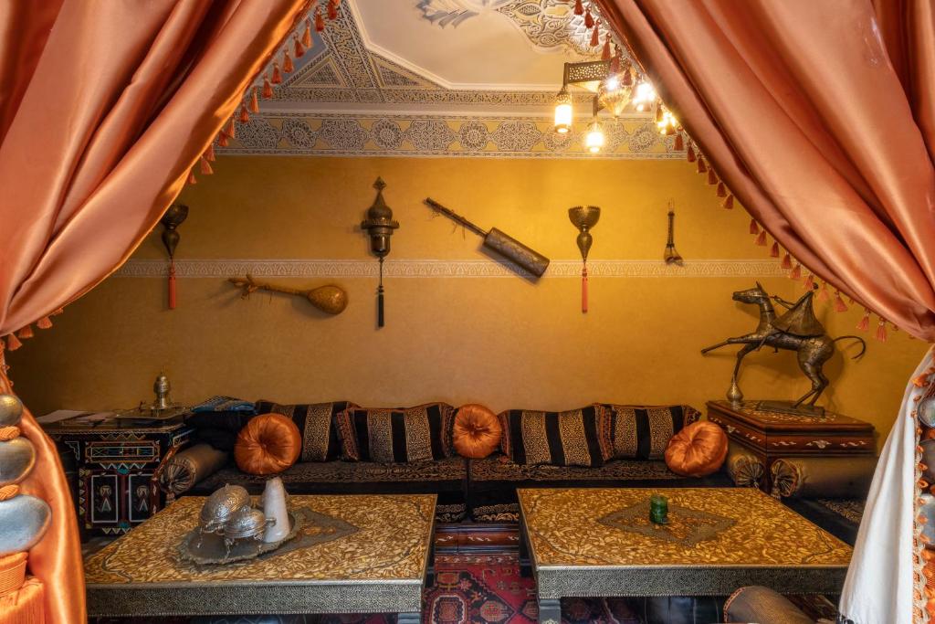 RIAD MAKENE MOUCHKILL image 1