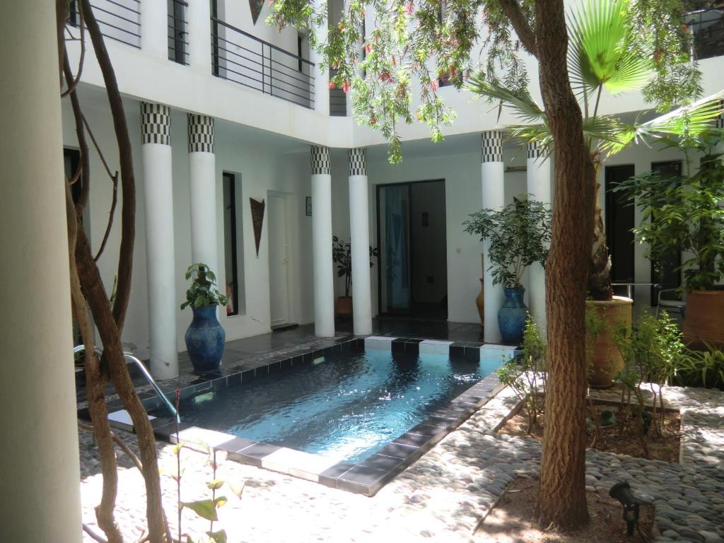 Riad Tchina