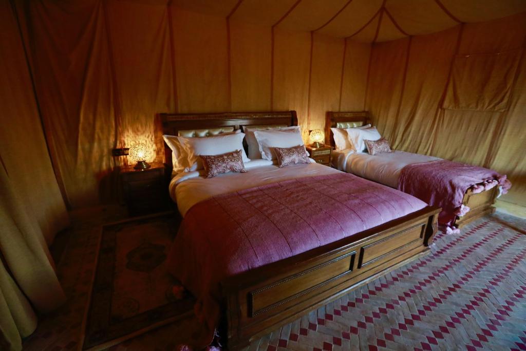 Sahara Luxury Camp image 0