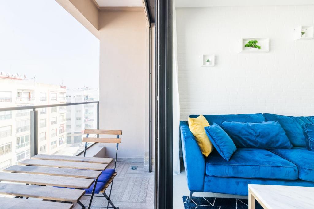 SPECTACULAR 2 BEDROOMS IN THE HEART OF CASABLANCA image 3