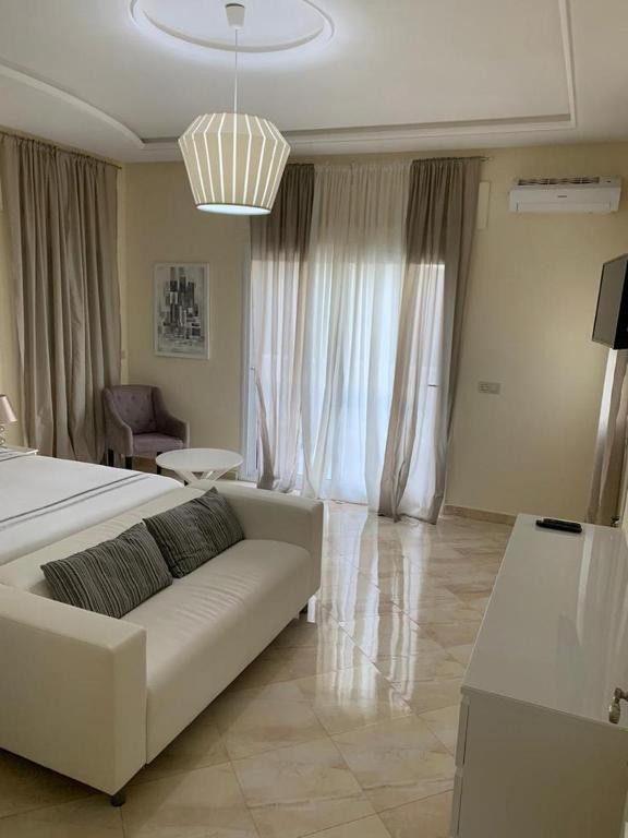 VILLA DELUXE image 7