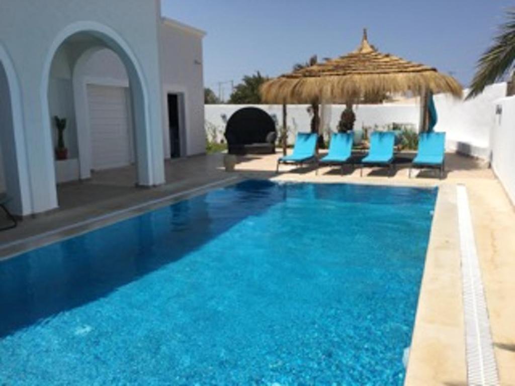Villa with 4 bedrooms in Aghir with private pool furnished terrace and WiFi 300 m from the beach