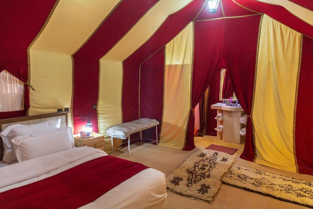Zahra Luxury Desert Camp image 7